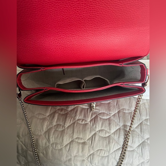 GUCCI Red Leather Shoulder Bag - Picture 6 of 8